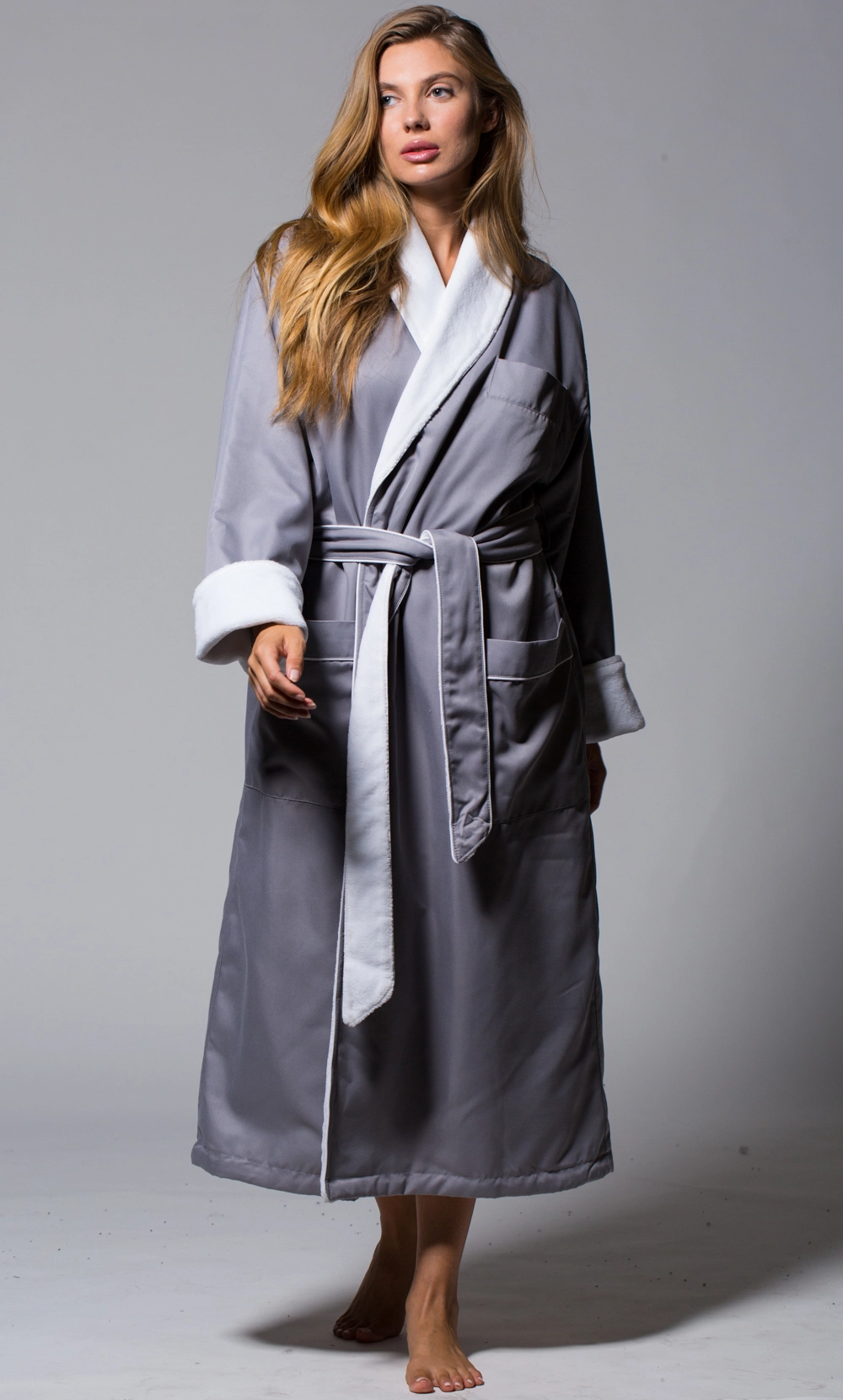 http://robemart.com/images/thumbnails/detailed/8/microfiber-plush-lined-double-layer-luxury-bathrobe-91.webp