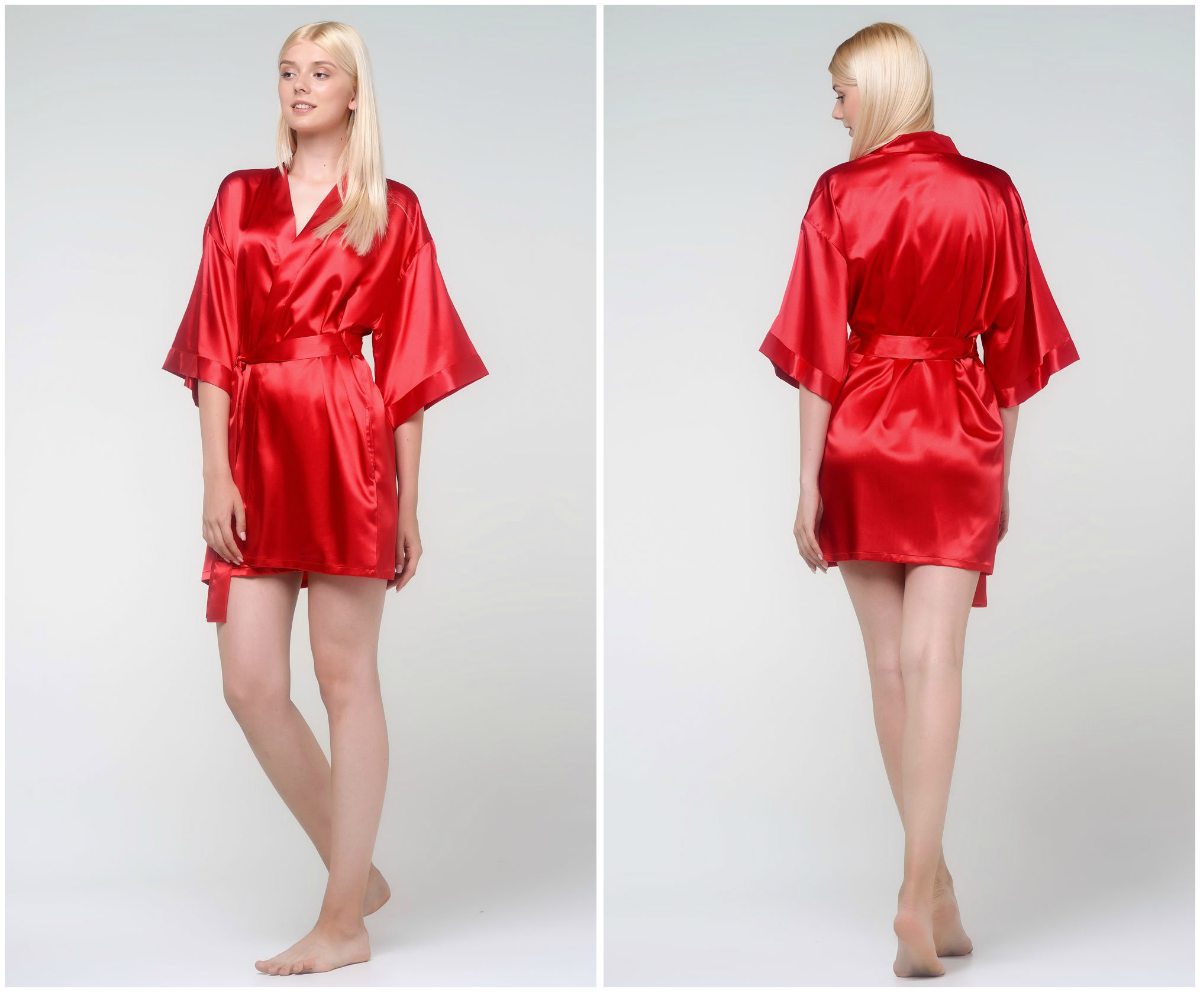 satin kimono red short robe | How To Wear A Robe To This Year’s Halloween Party | silk robe halloween costume | costumes for halloween