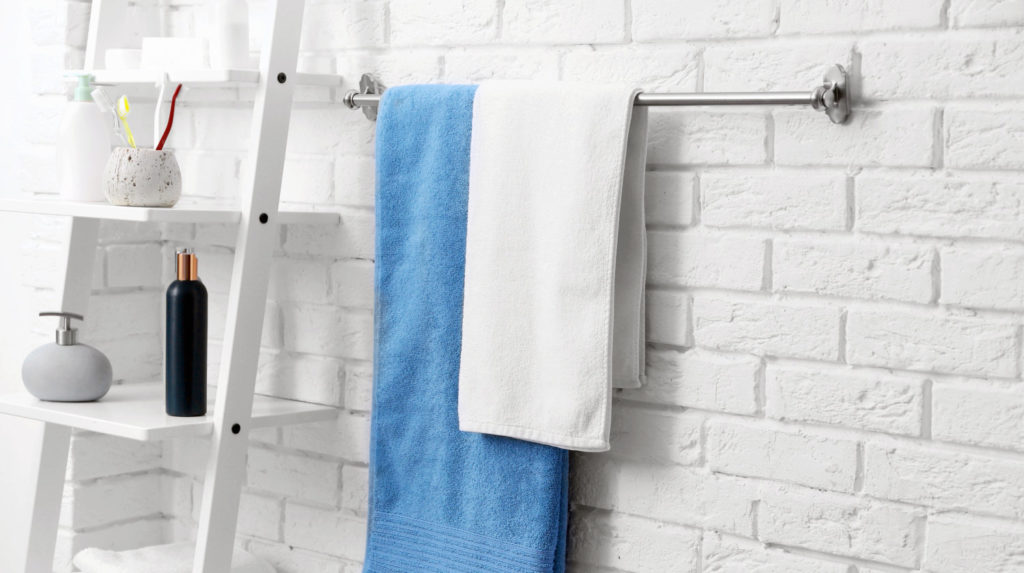 11 Towel Rack Ideas For Your Bathroom Robe Mart - How To Hang A Towel Rack In Bathroom