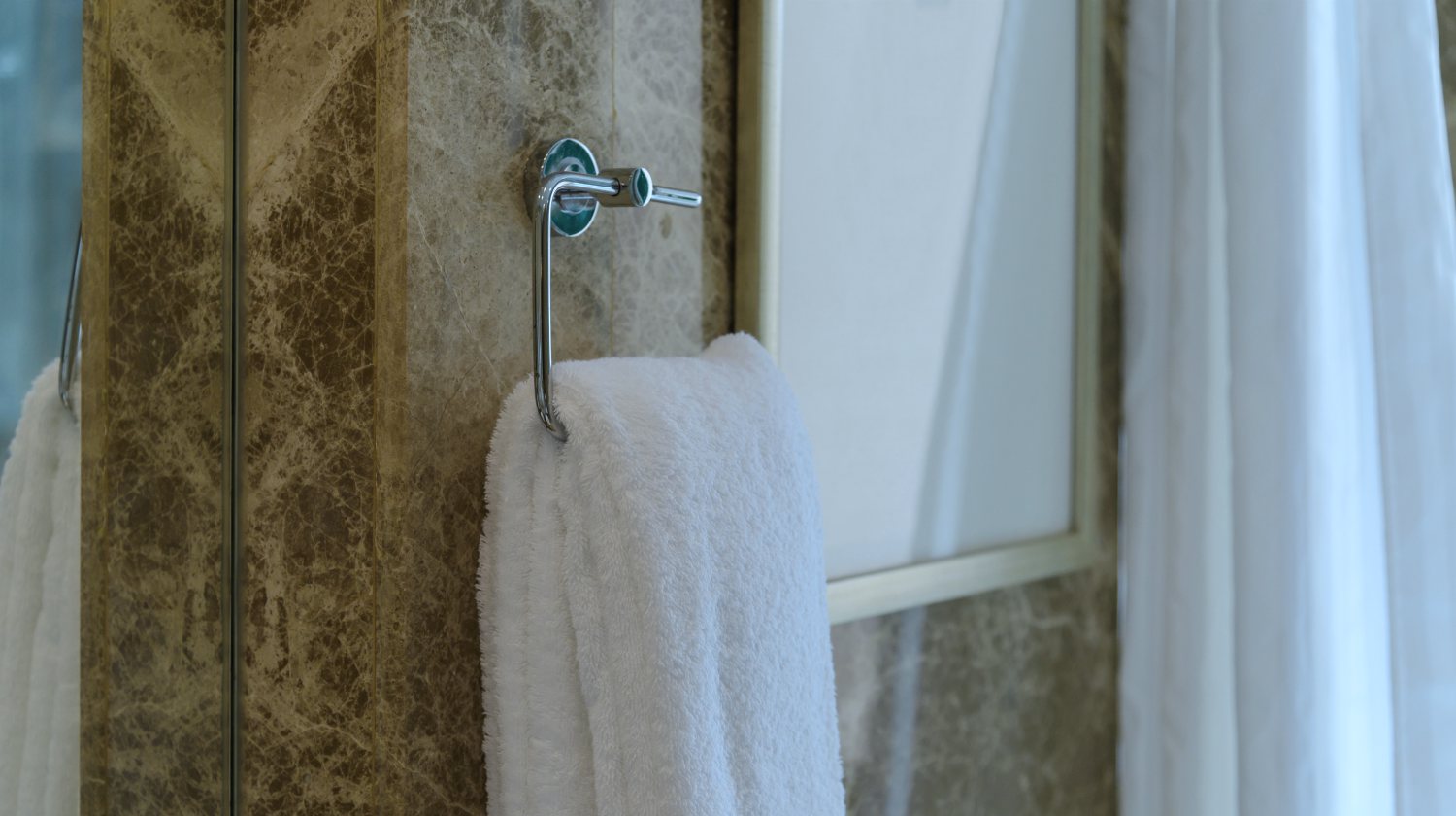 Featured | towel bar | Space-Saving Bathroom Towel Storage Ideas For Small Bathrooms | bathroom towel storage ideas
