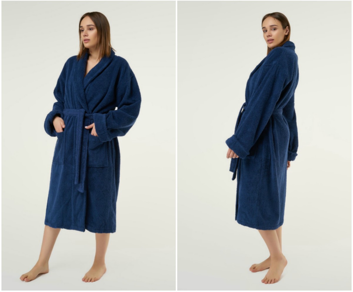 turkish navy blue terry bathrobe | Reasons Why You Deserve A Relaxing Massage | relaxing massage | benefits of massage