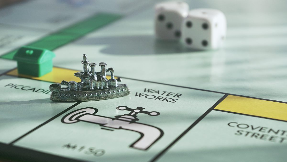 gray monopoly board game | Ways To Be The Best Bed And Breakfast Host | best bed and breakfast | bed and breakfast deals