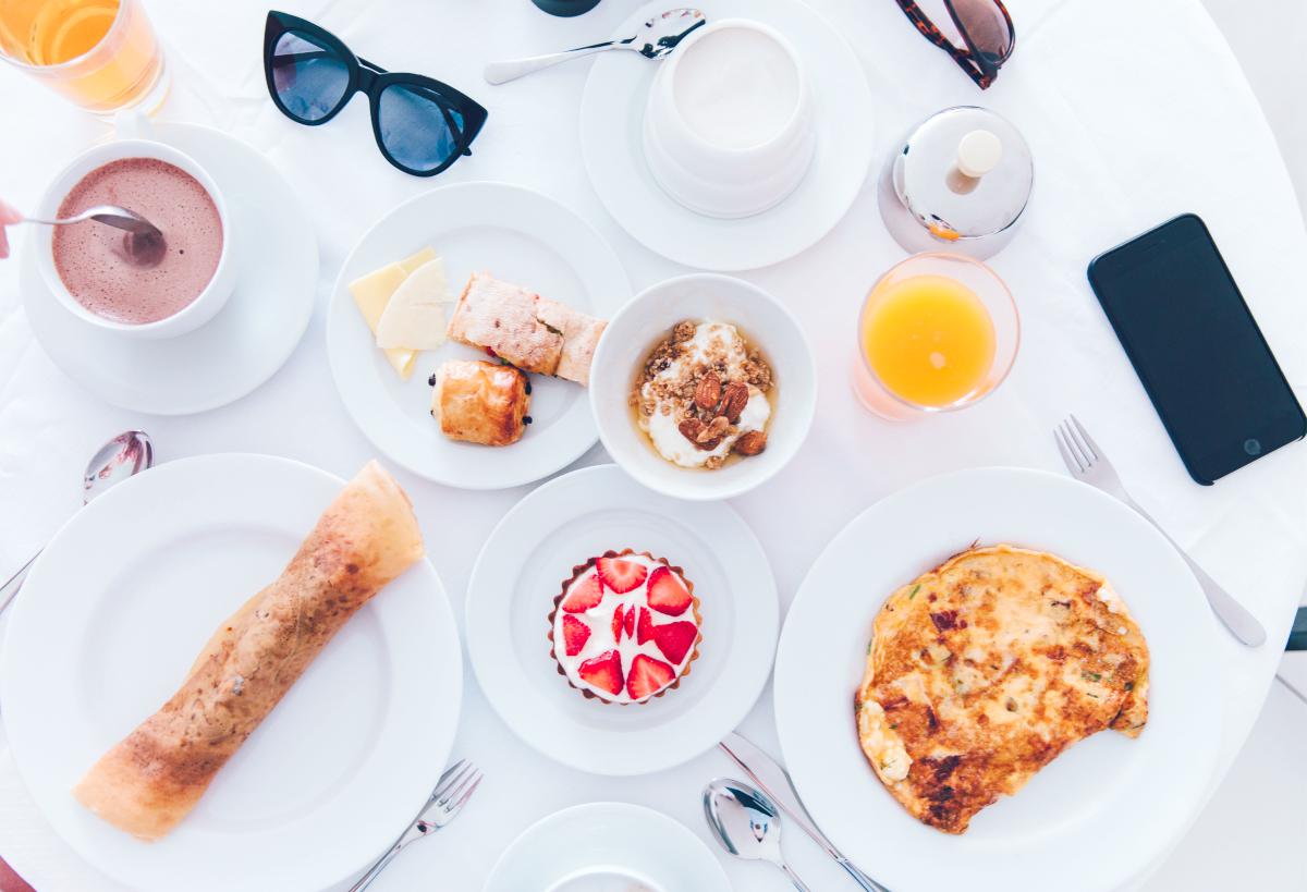 breakfast in Santorini | Bachelorette Party Ideas For A Weekend Of Wellness [INFOGRAPHIC] | relaxing bachelorette party ideas | unconventional bachelorette party ideas