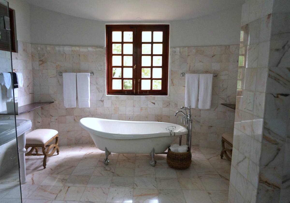 marble bathroom | Luxurious Bathroom Decor Ideas and Tips | luxurious bathroom
