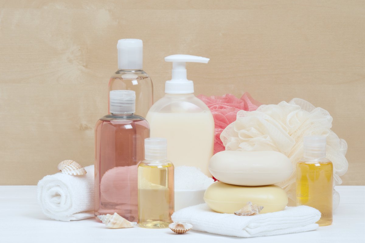 shampoo soap and other toiletries | Top Things Every Motel Room Should Have | motel room | items for motel rooms