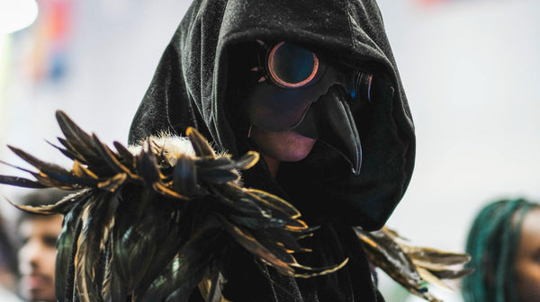 How To Wear A Robe To This Year’s Halloween Party
