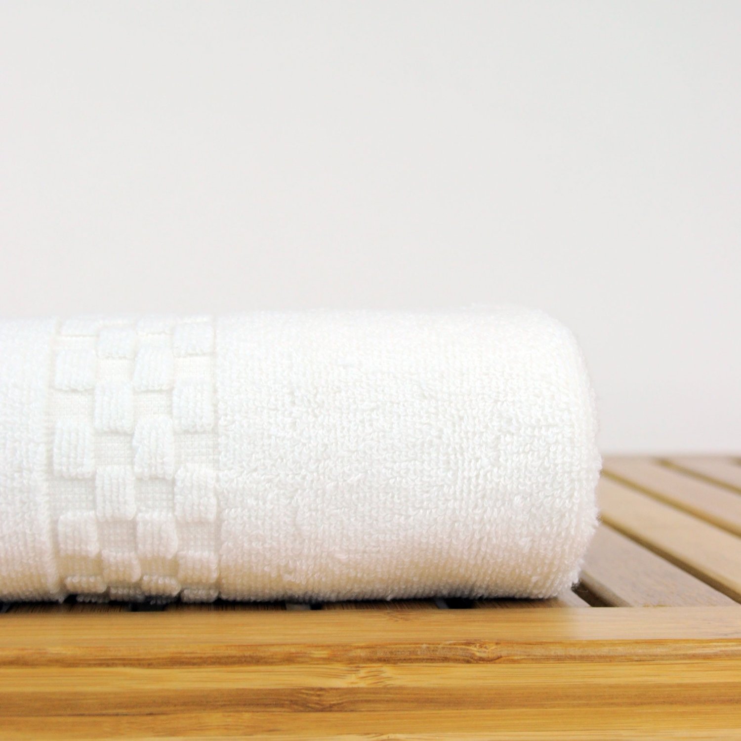 16" x 30" - 5.5 lbs/doz - %100 Turkish Cotton White Hand Towel - Checkered Border-Robemart.com
