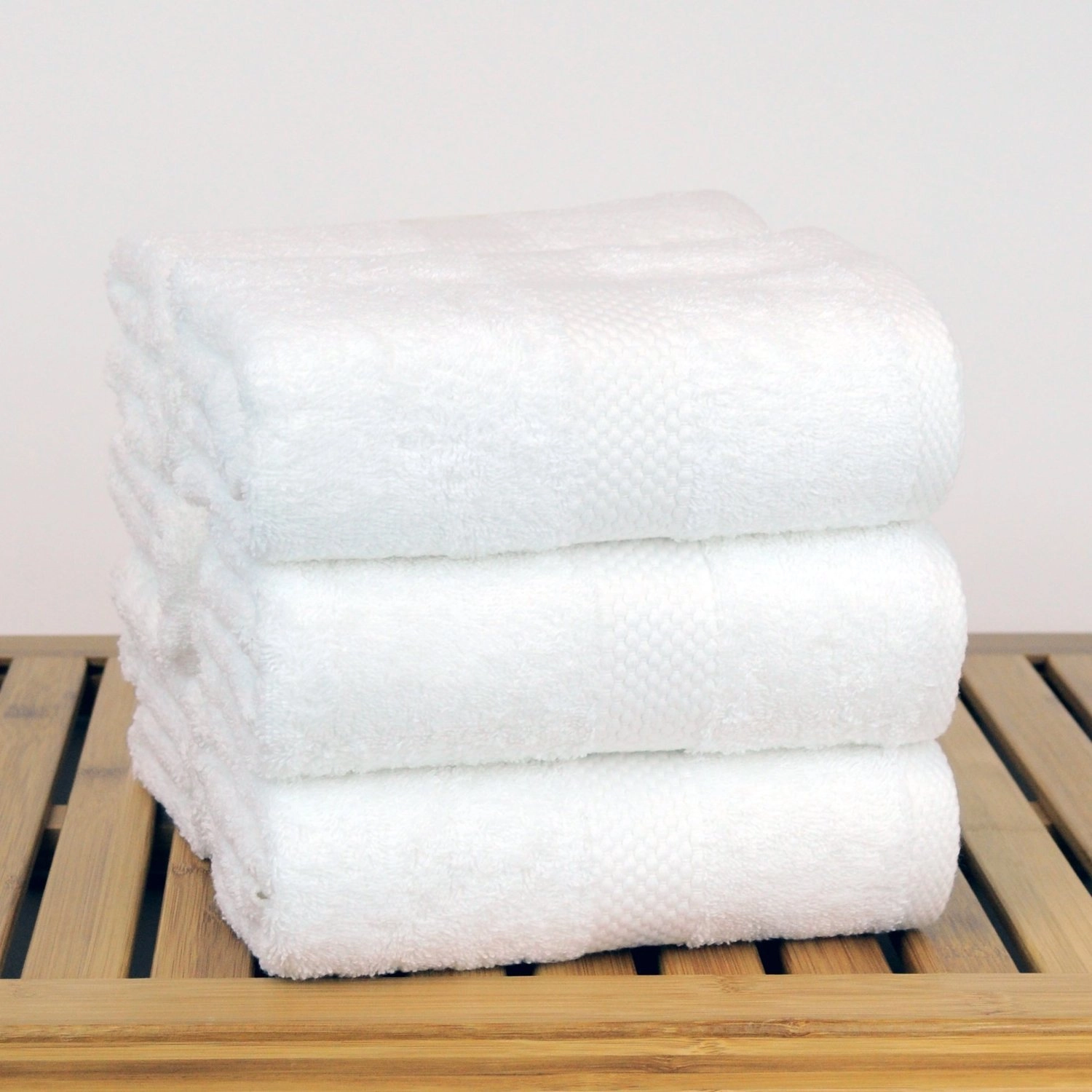 https://robemart.com/images/thumbnails/detailed/1/Luxury-Hotel-Bath-Spa-Soft-Turkish-Cotton-White-Honeycomb-Hand-Towels-Chakir-Linen4.webp